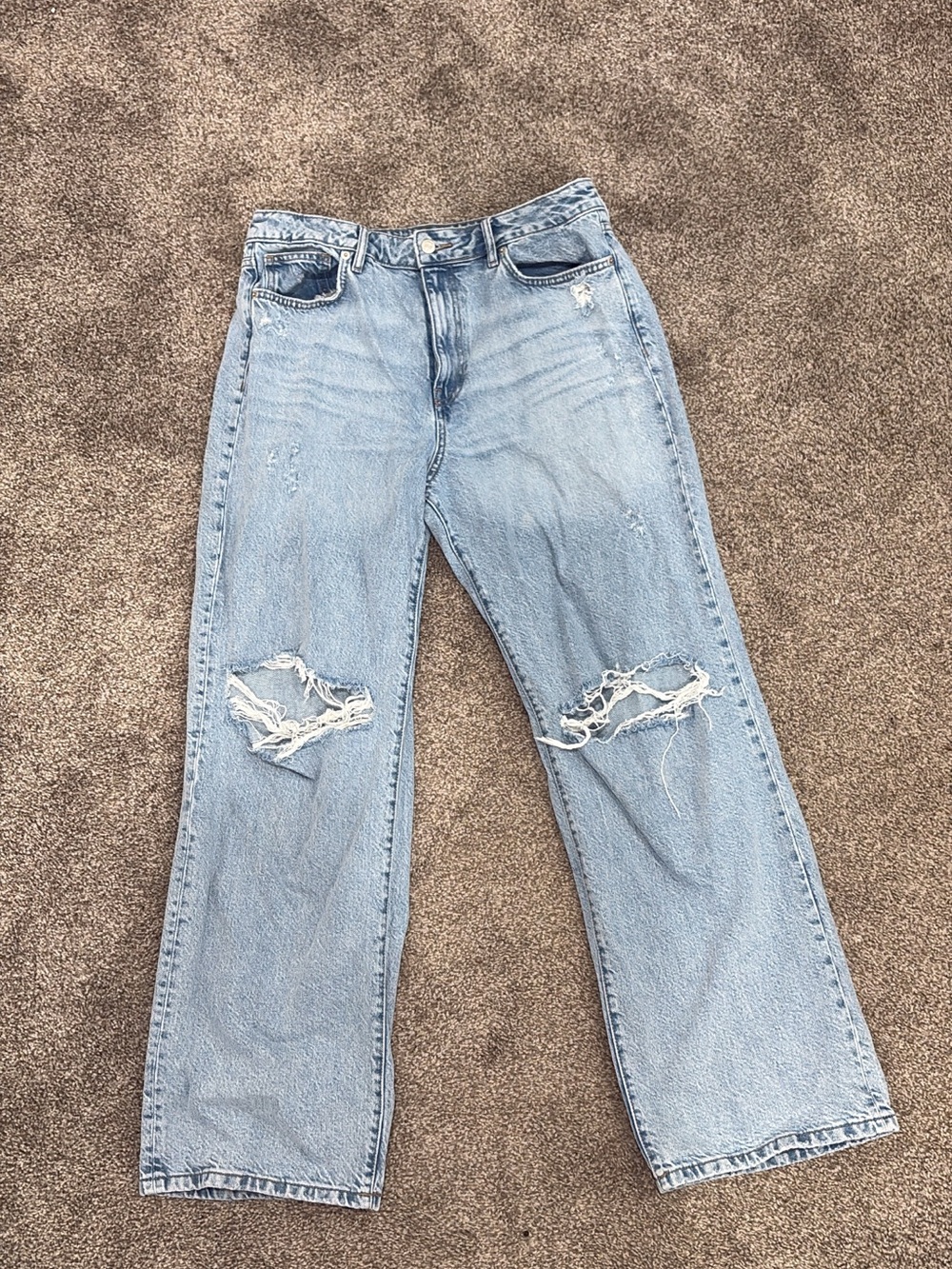 Light Blue Distressed Women’s Jeans